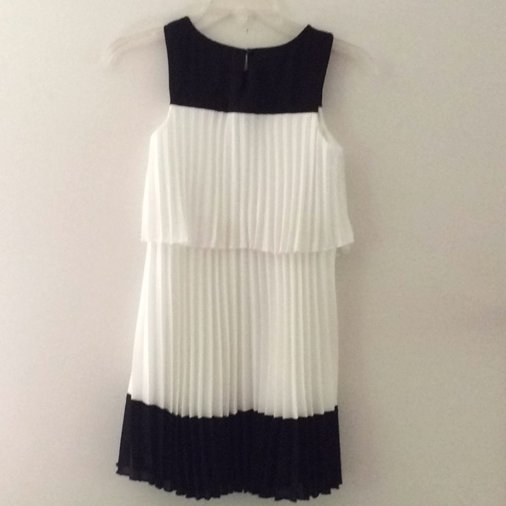 Girls black and white dress from Macy’s - Picture 2 of 2